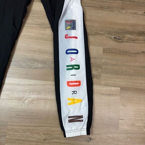 Jordan Men's S DNA Sporty Jogger Pants Black Rainbow Logo Track Stripe Swishy - Picture 6 of 7